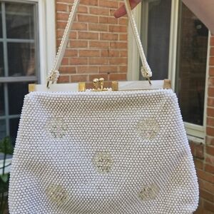 Vintage Beaded Handbag With Kiss Lock Closure And Acrylic Trim